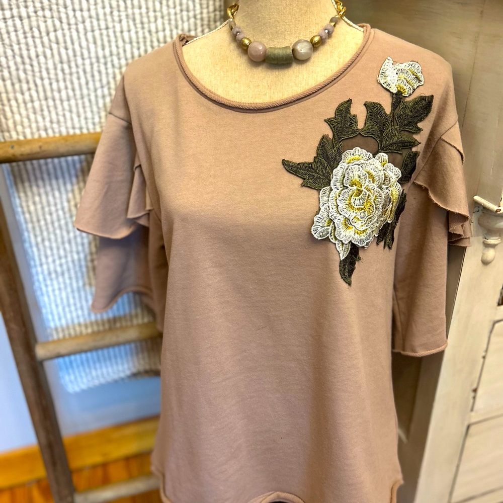 Boutique top
